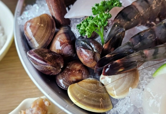 海鮮火鍋吃到飽