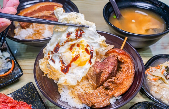 員林火車站美食