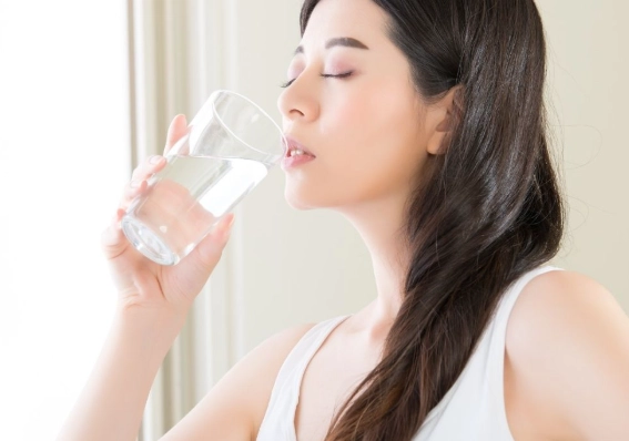 喝水減肥