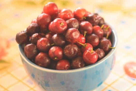 吃櫻桃肚子痛 吃櫻桃肚子痛