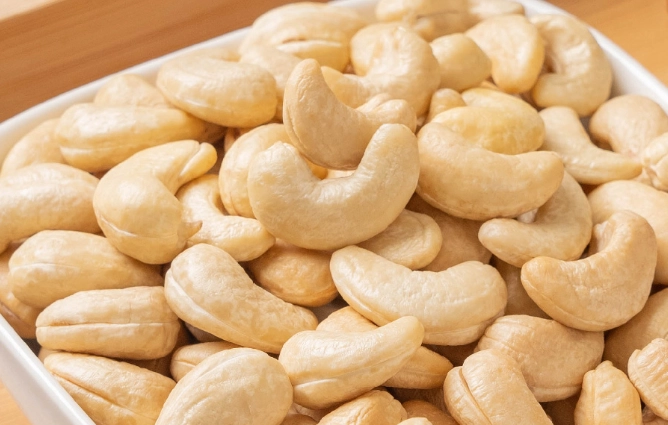 女人吃腰果好處