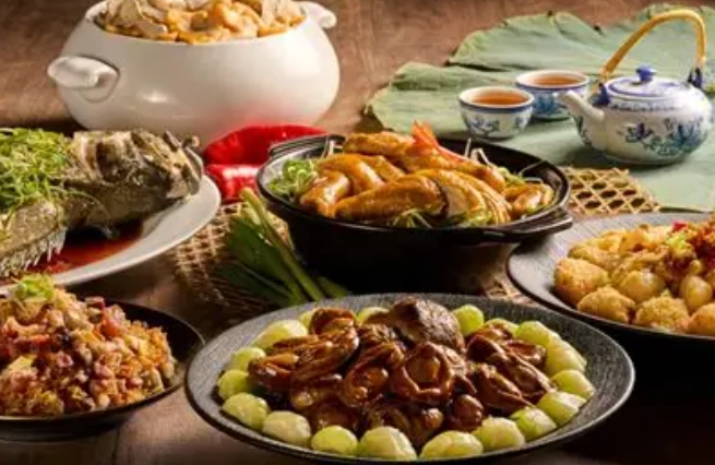 金域假日酒店美食推薦