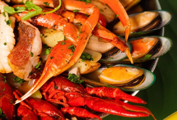 香港逸東酒店美食