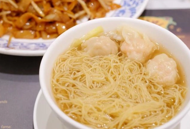 奧運站美食推薦