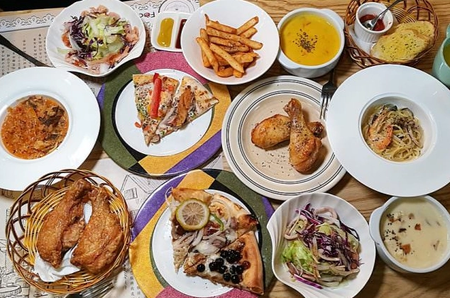 平價吃到飽大里