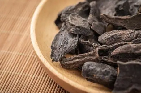 首烏何首烏分別