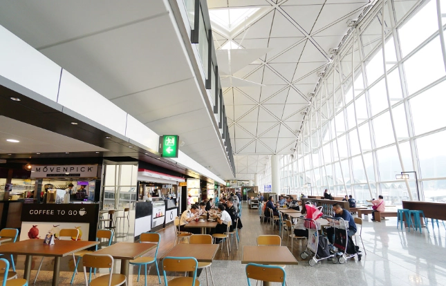 轉機餐廳 轉機餐廳