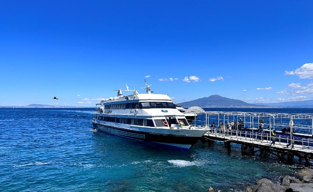 蘇連多到馬泰拉交通