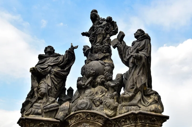 聖約翰內波穆克雕像 聖約翰內波穆克雕像