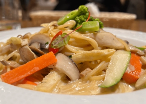 混合飲食餐廳 混合飲食餐廳