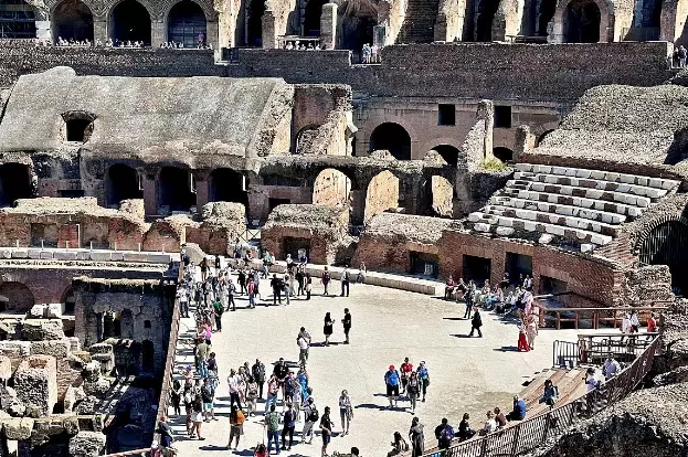 羅馬競技場導覽團 羅馬競技場導覽團