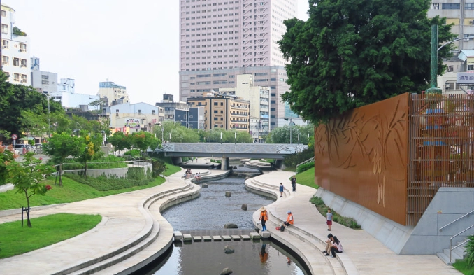 柳川水岸交通方式