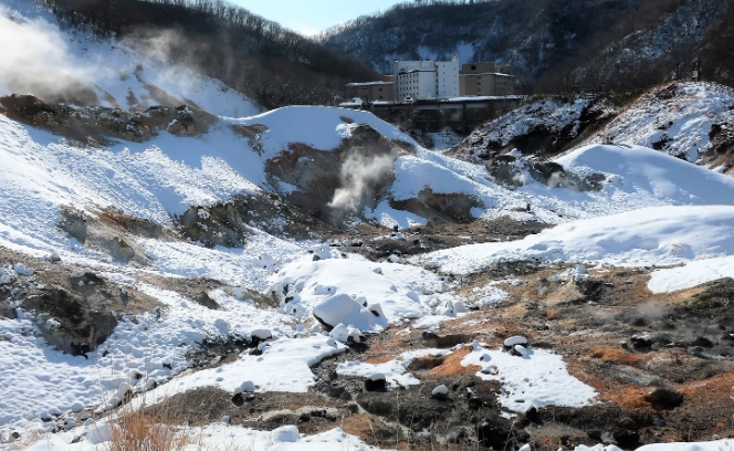 登別地獄谷 冬天 開放