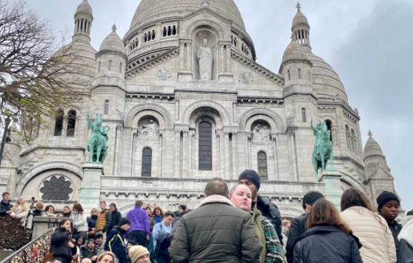法國1月天氣穿著