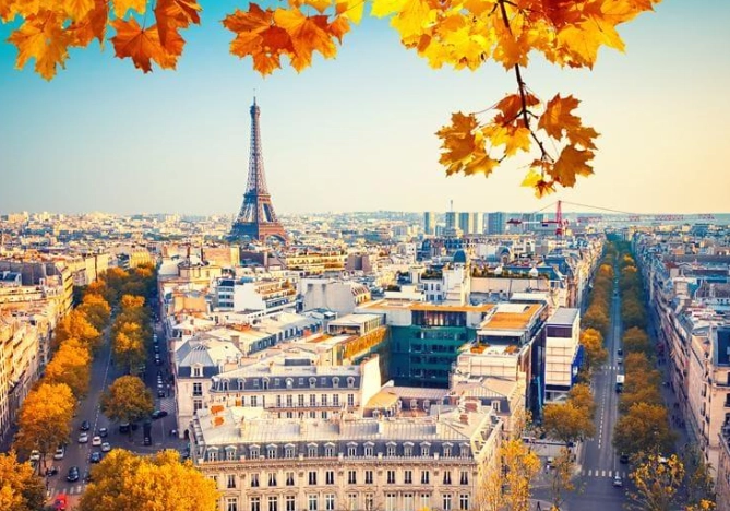 巴黎10月旅遊