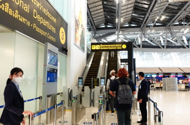 BKK機場出境步驟