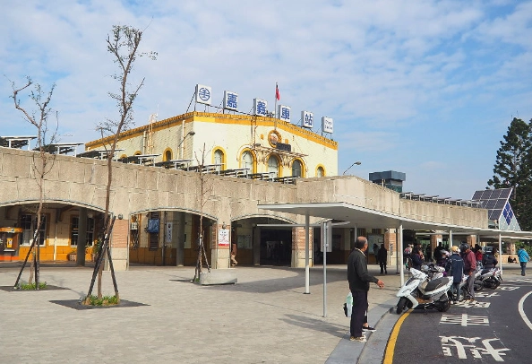 嘉義車站附近購物