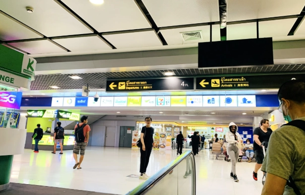 曼谷機場出境