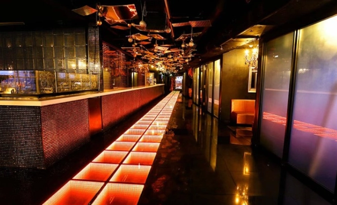 六本木夜店 推薦