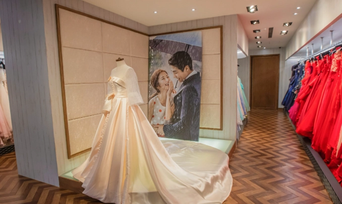 法國巴黎婚紗黑店