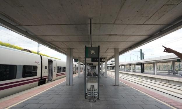 西班牙長途巴士