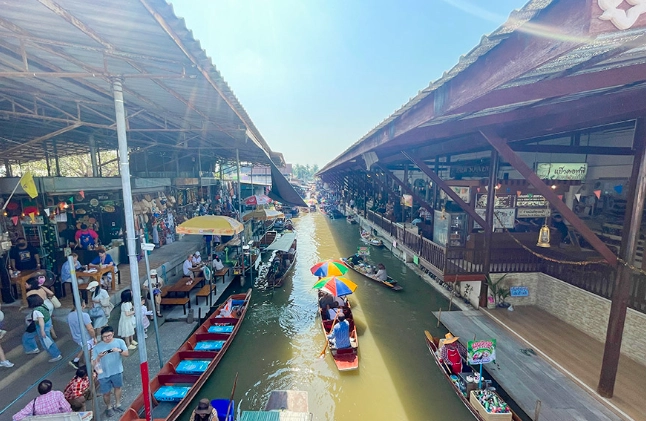 丹嫩莎朵水上市場一日遊