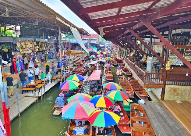 台灣到丹嫩莎朵水上市場