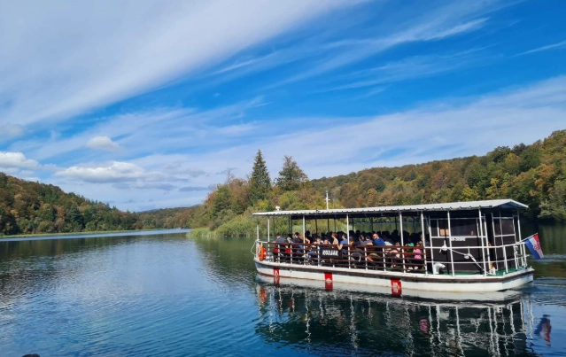 普利特維採湖群一日遊 普利特維採湖群一日遊