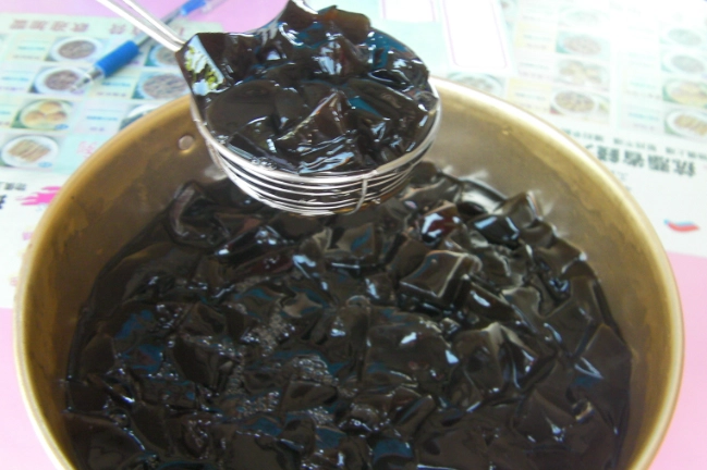 仙草茶兒童 仙草茶兒童