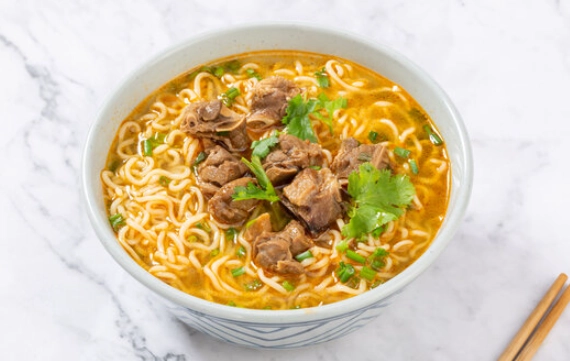 牛肉拉麵卡路里