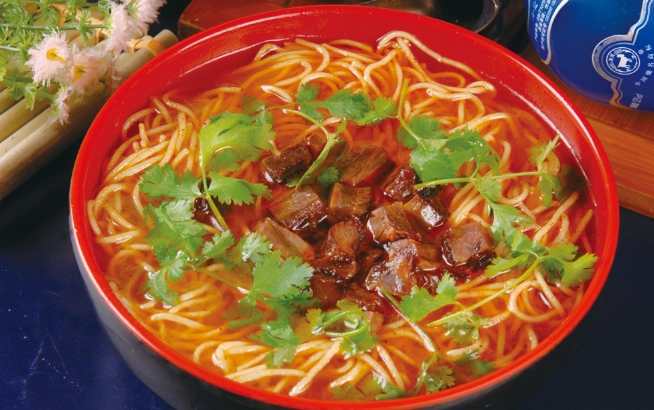 牛肉拉麵卡路里