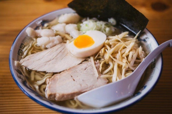 拉麵 不喝湯