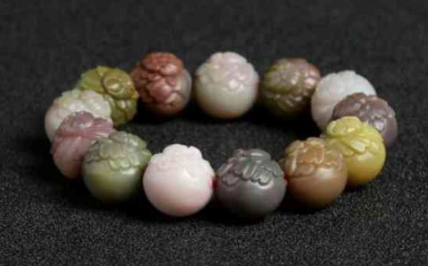 阿拉善手串作用