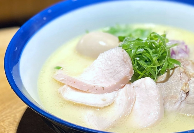 台北雞白湯拉麵