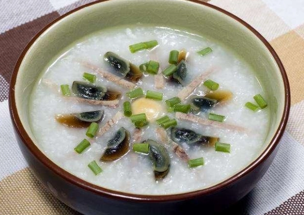 皮蛋瘦肉粥健康