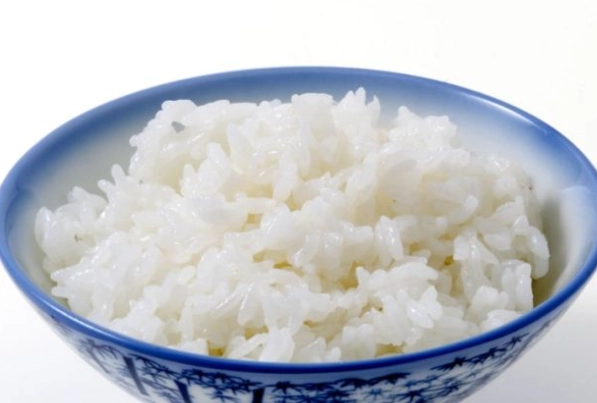 100克白飯熱量 100克白飯熱量