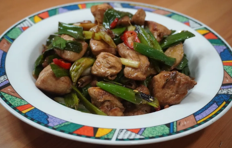 蔥爆雞丁雞胸肉 做法