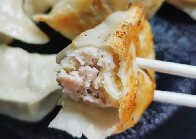 冷凍水餃直接煎