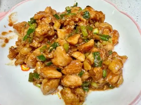 蔥爆雞腿肉 食譜