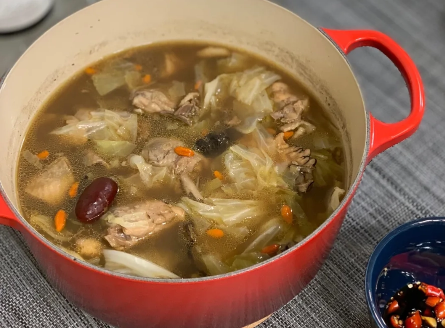 燒酒雞不能和什麼一起吃