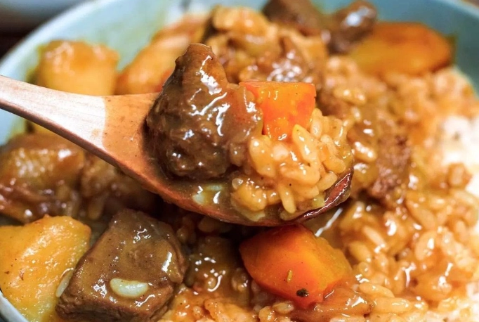 日式咖哩牛肉做法