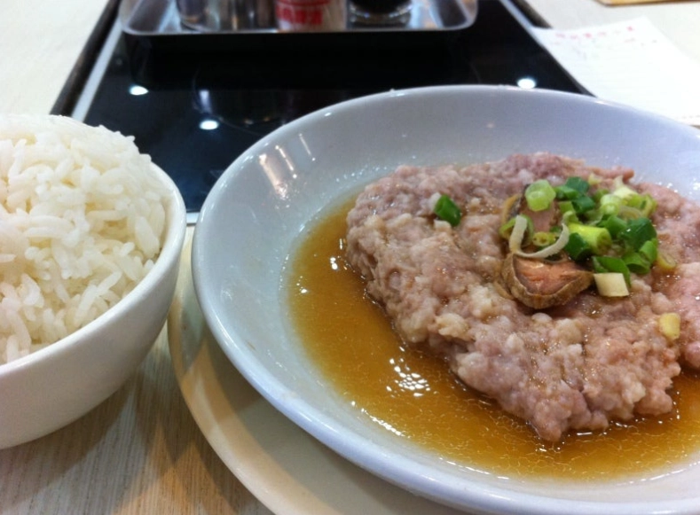 墨魚滑蒸肉餅 做法