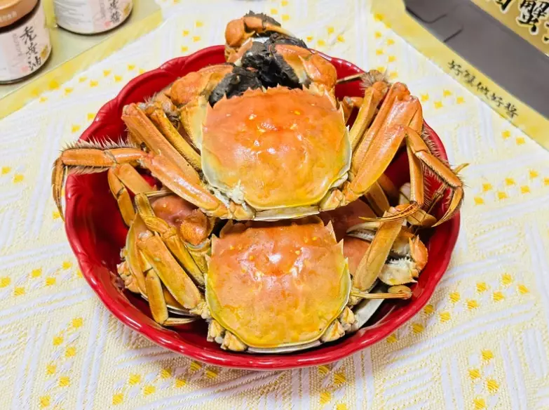 活大閘蟹清洗