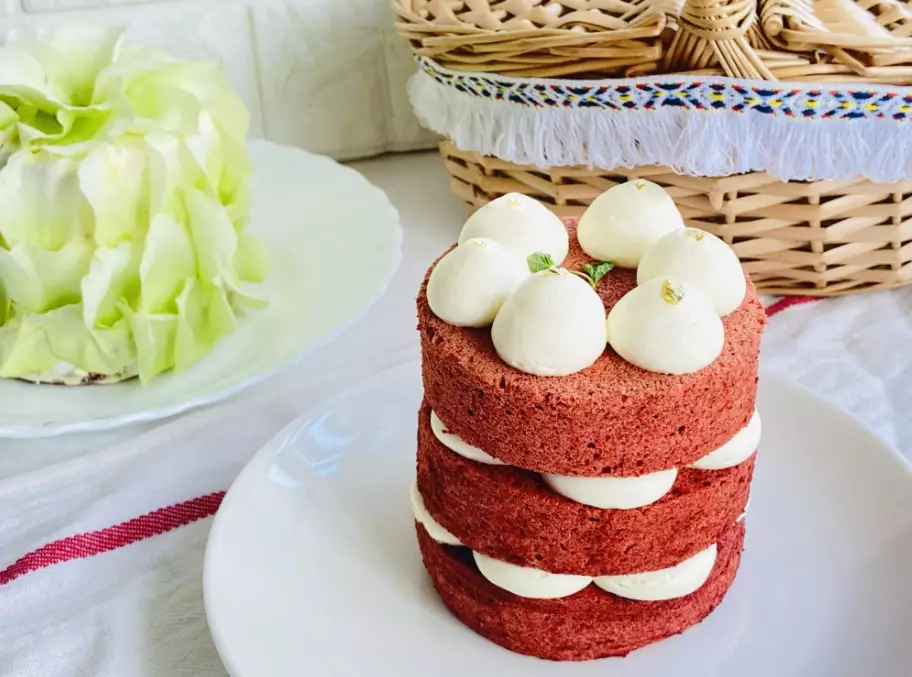 紅絲絨蛋糕 故事 紅絲絨蛋糕 故事