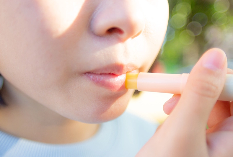 天然護唇膏