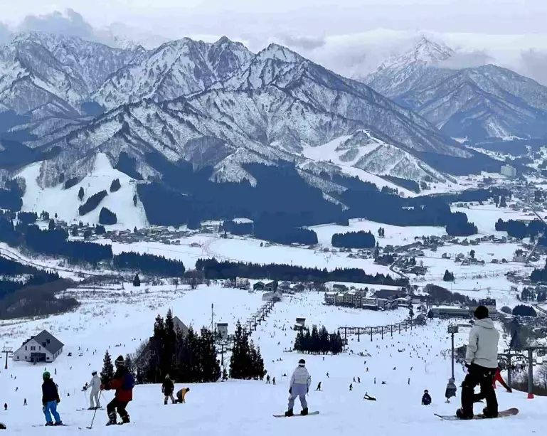 輕井澤越後湯澤滑雪