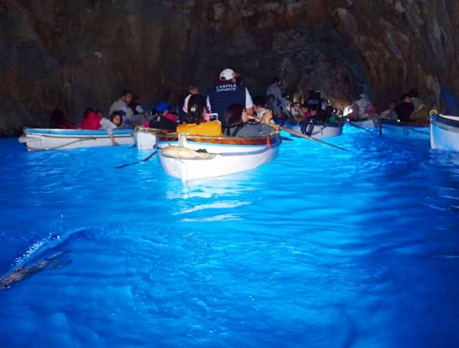 藍洞開放時間 藍洞開放時間