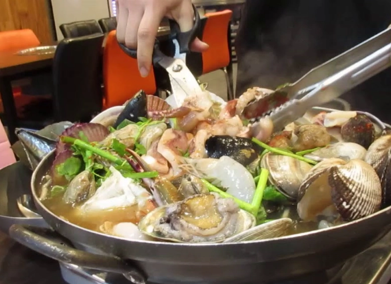 釜山塔附近餐廳