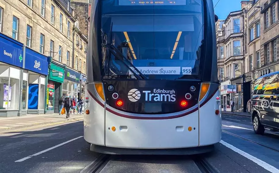 愛丁堡機場交通