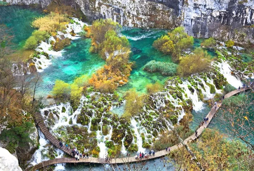 十六湖國家公園大眾運輸